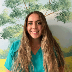 Amanda Milton headshot